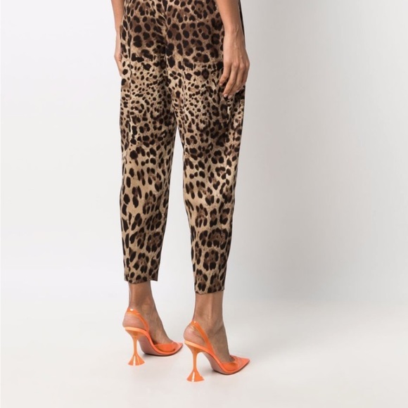 Dolce Gabbana silk leopard 🐆 jumpsuit - Picture 3 of 11